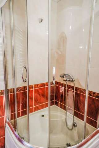 Гостевой дом Cheremshyna Микуличин Дом с 2 спальнями-3