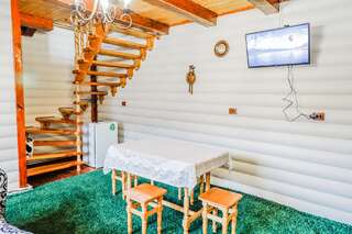 Гостевой дом Cheremshyna Микуличин Дом с 2 спальнями-6