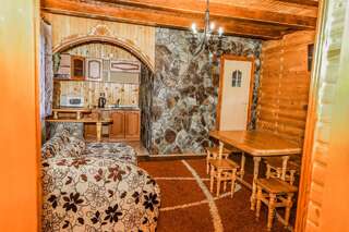 Гостевой дом Cheremshyna Микуличин Дом с 2 спальнями-7